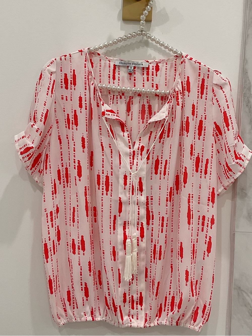 🔴Collective Concepts White Blouse with Red Abstract Print🔴